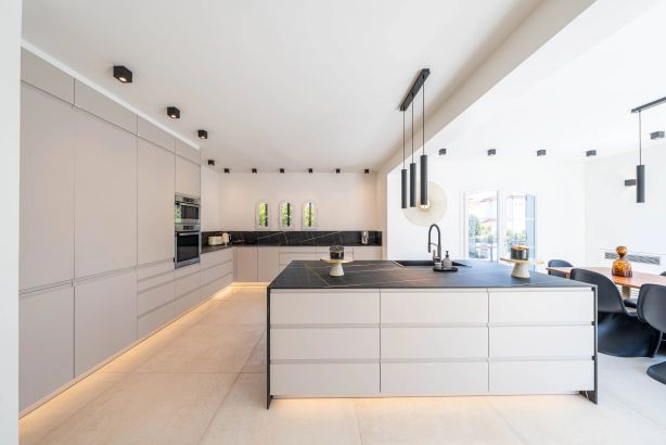 Location saisonnière Villa Cannes 8&nbsp;Pièces 350&nbsp;m²
