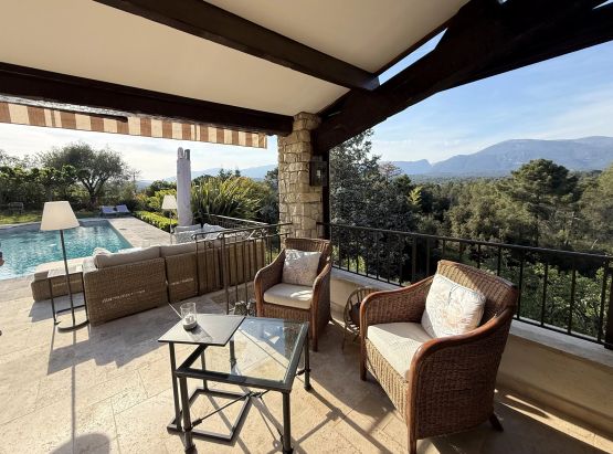 Sale Villa Roquefort-les-Pins 8&nbsp;Rooms 151&nbsp;m²