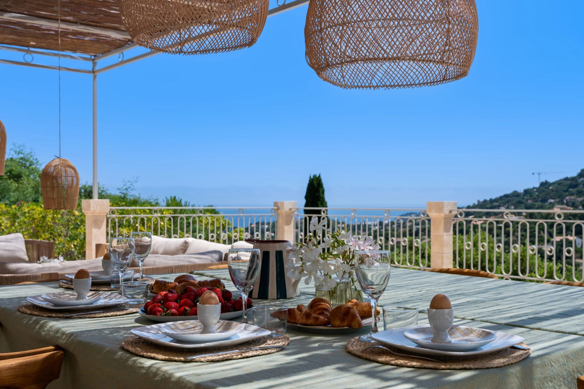 villa 7 Rooms for seasonal rent on La Croix-Valmer (83420)