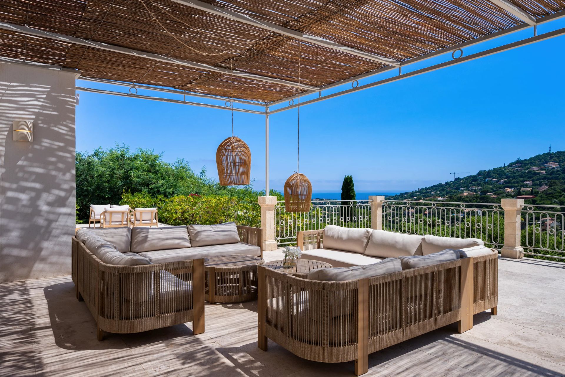 villa 7 Rooms for seasonal rent on La Croix-Valmer (83420)