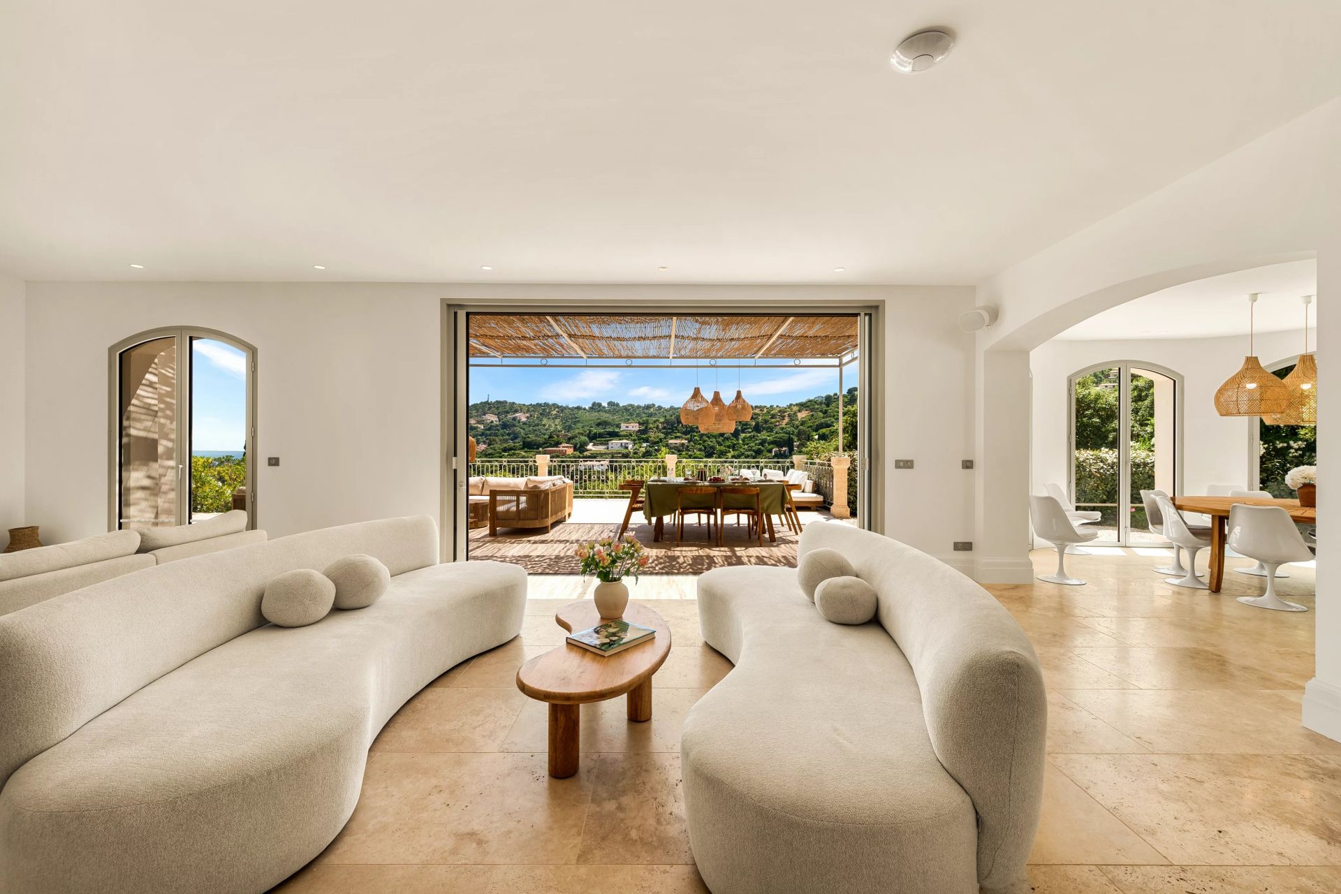 villa 7 Rooms for seasonal rent on La Croix-Valmer (83420)
