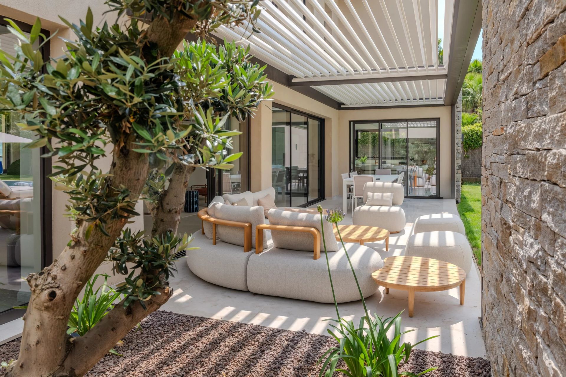 villa 6 Rooms for seasonal rent on Grimaud (83310)