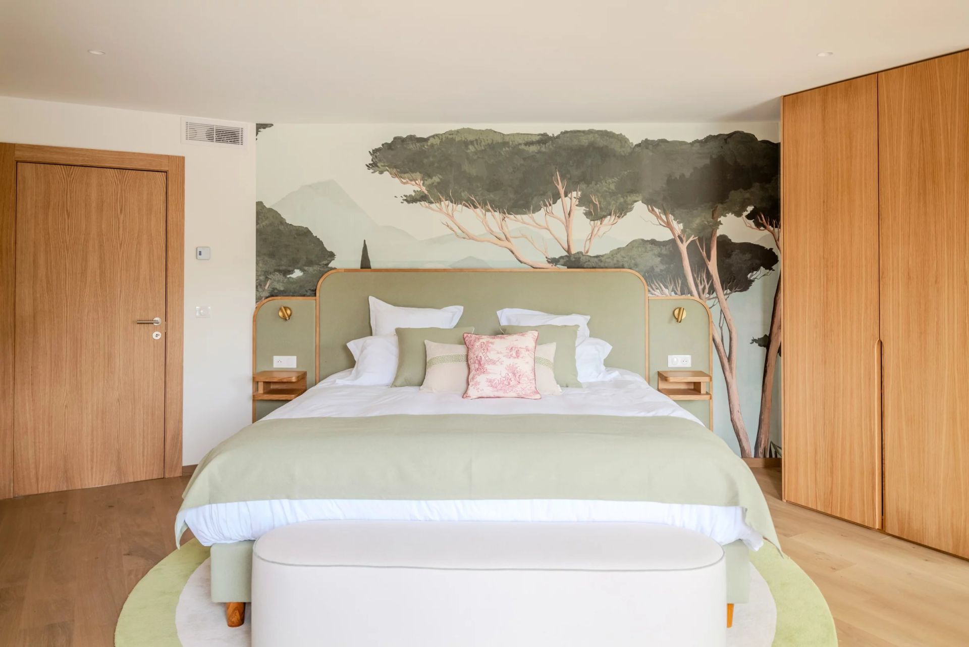 villa 6 Rooms for seasonal rent on Grimaud (83310)