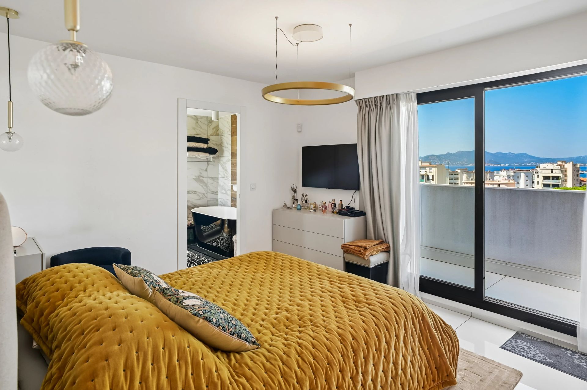 appartement 5 Pièces en vente sur Cannes (06400)
