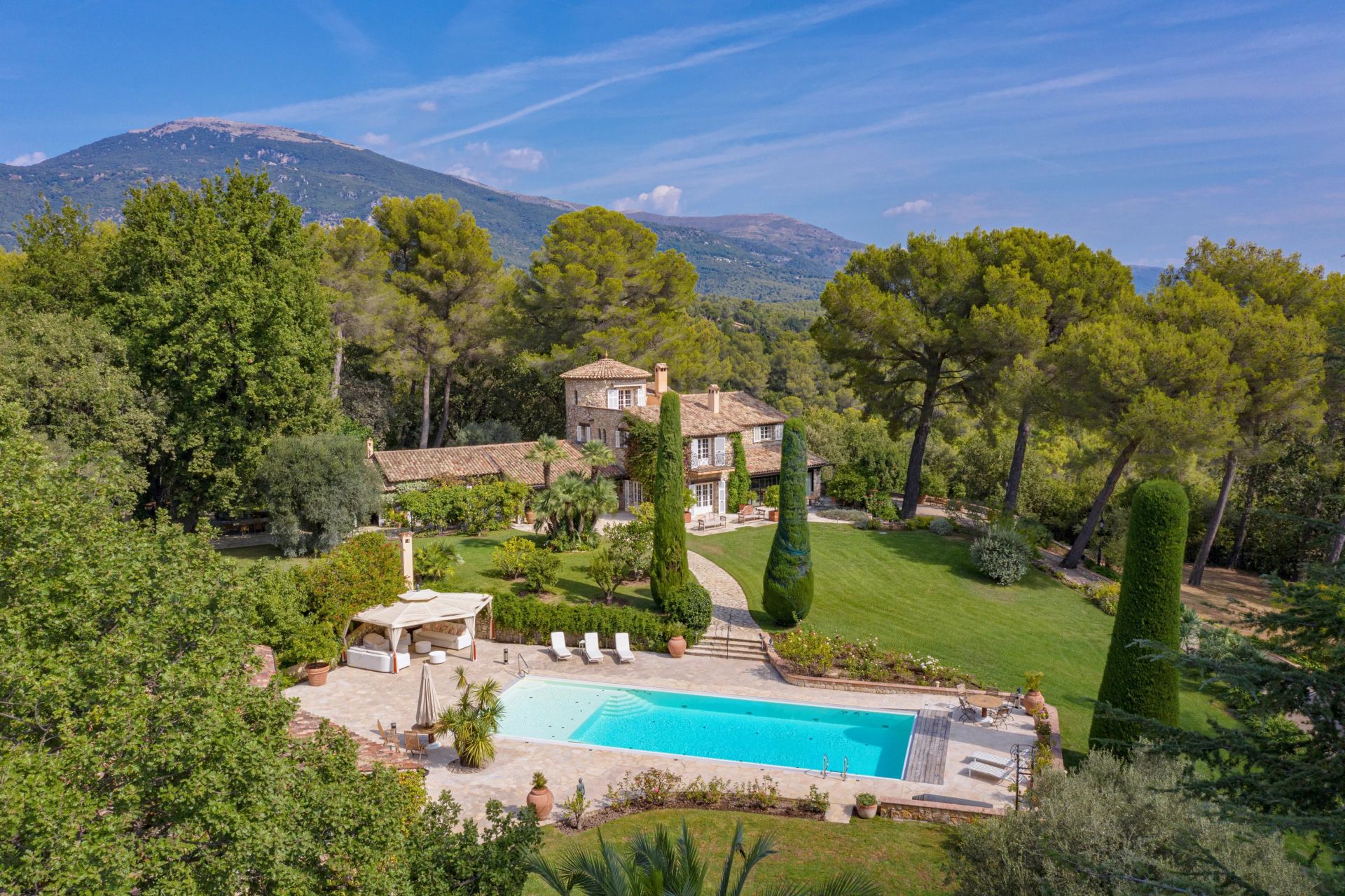 Sale Villa Roquefort-les-Pins 28&nbsp;Rooms 1029&nbsp;m²