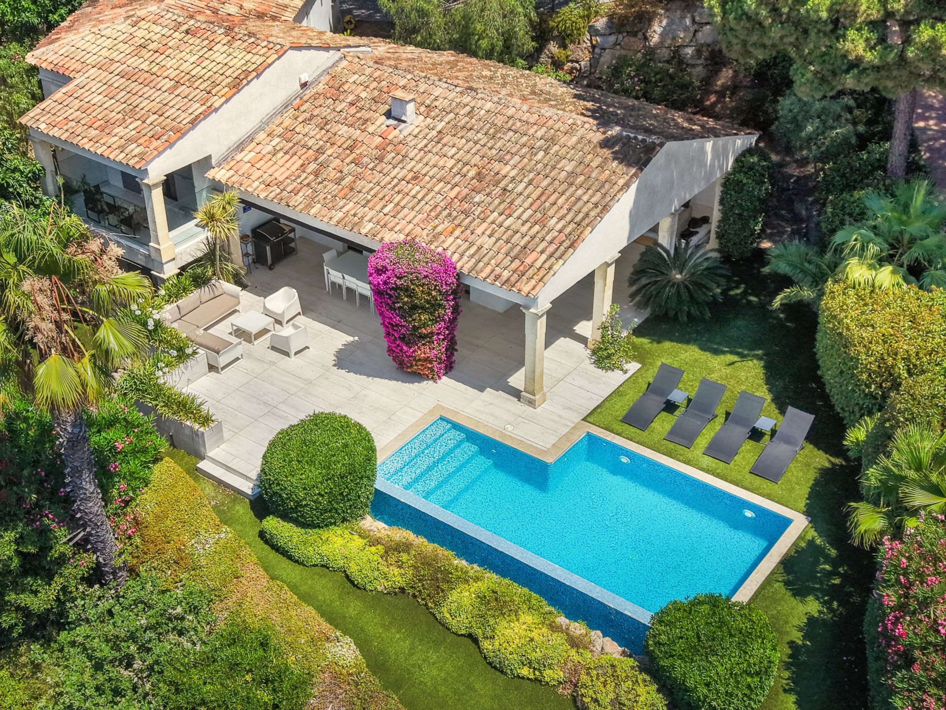 villa 5 Pièces en location saisonnière sur La Croix-Valmer (83420)