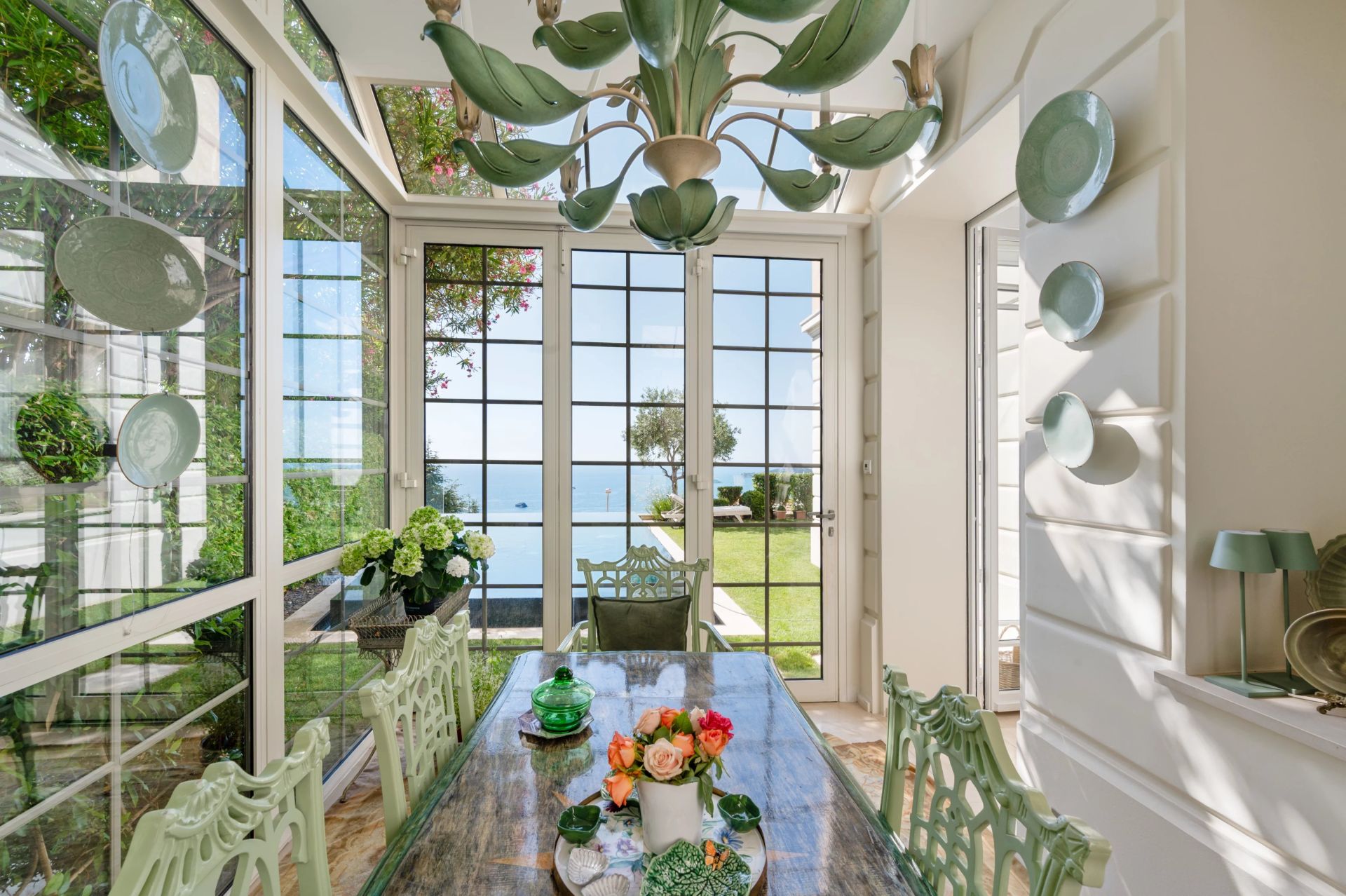 villa 9 Rooms for sale on Beaulieu-sur-Mer (06310)
