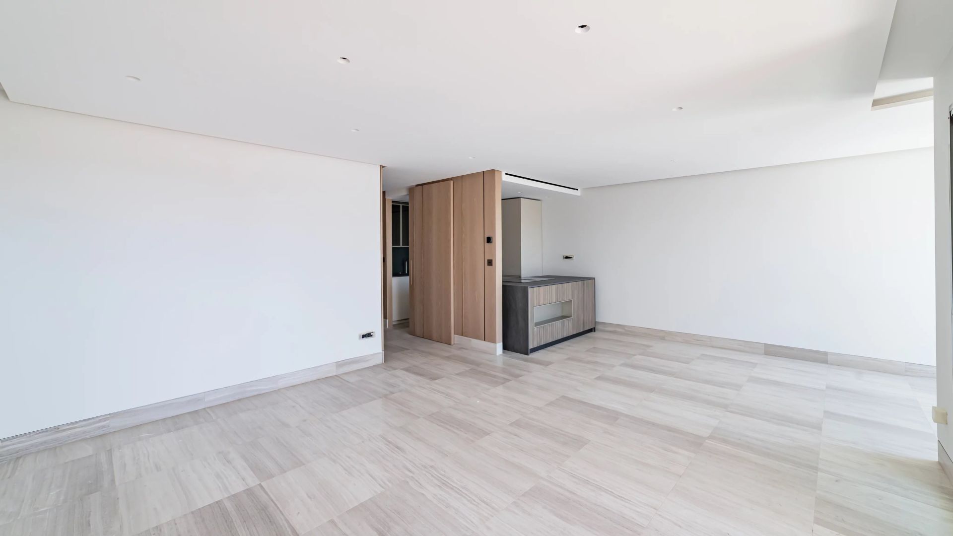 apartment 3 Rooms for sale on Cannes (06400)
