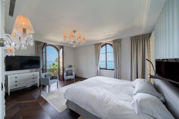 Vente Villa Cannes 6&nbsp;Pièces 250&nbsp;m²