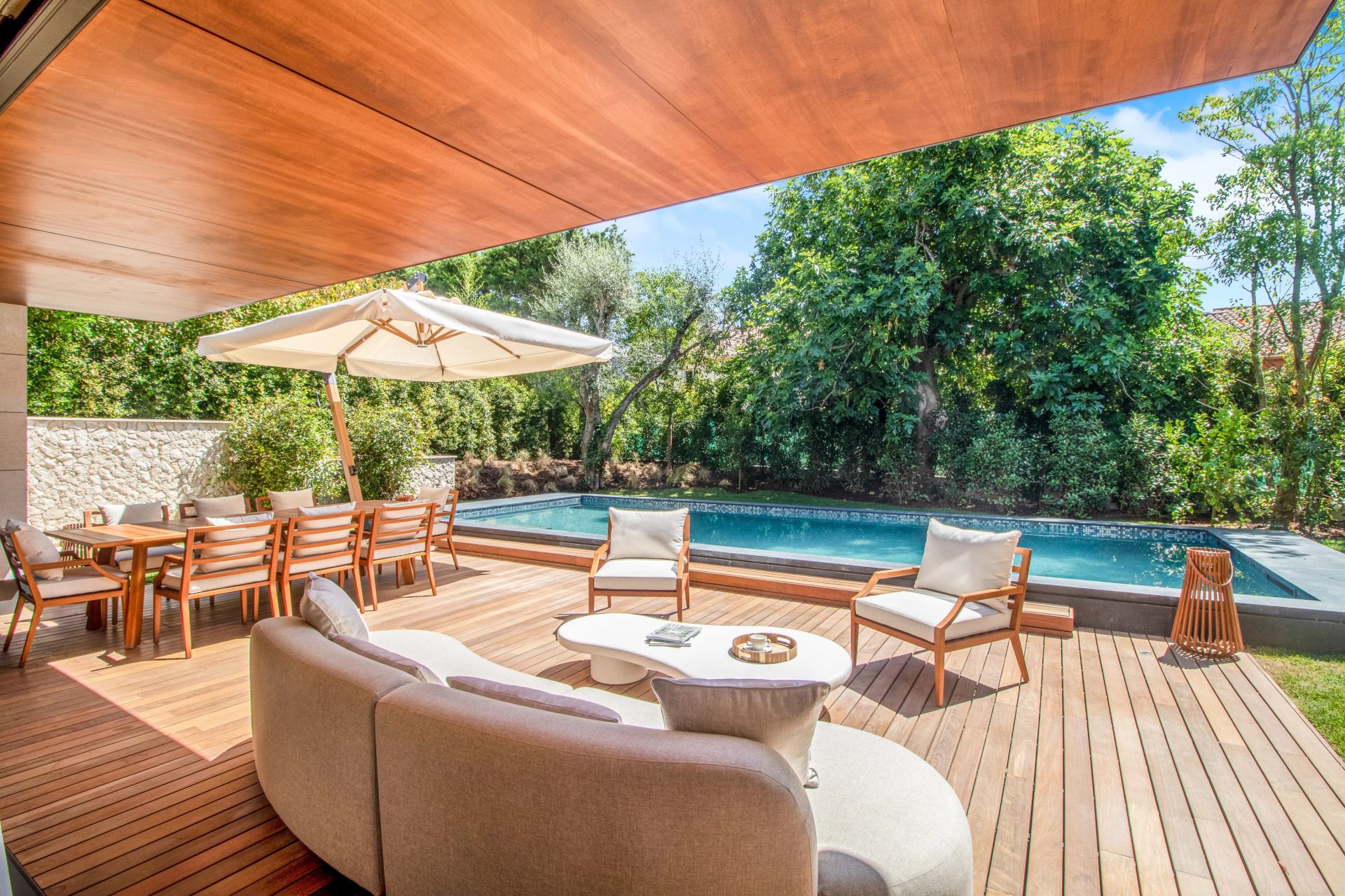 villa 10 Rooms for sale on Saint-Jean-Cap-Ferrat (06230)