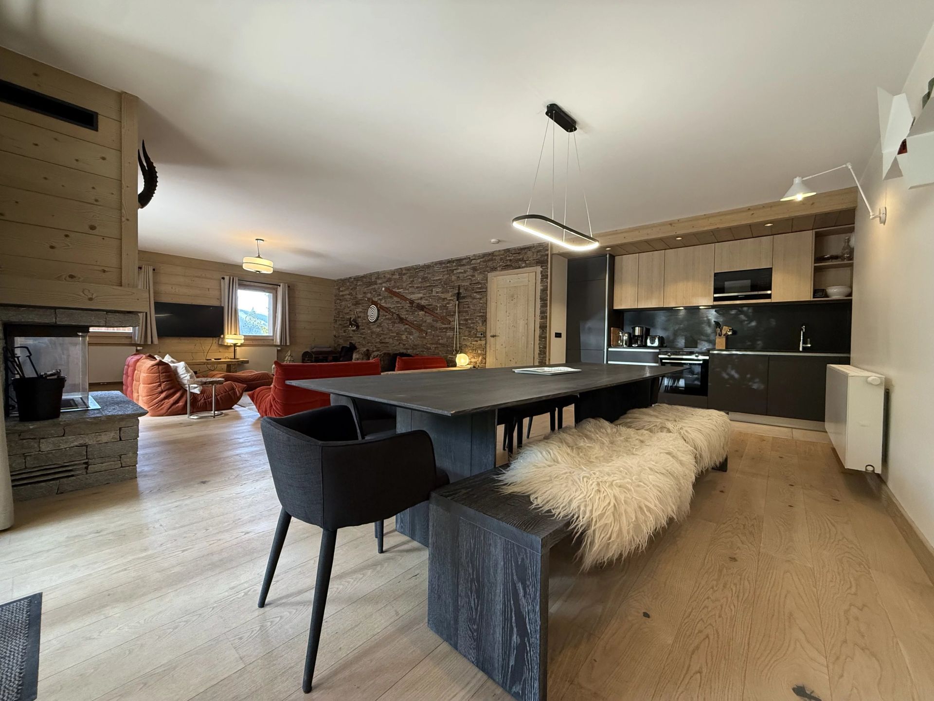 apartment 5 Rooms for sale on Méribel (73550)