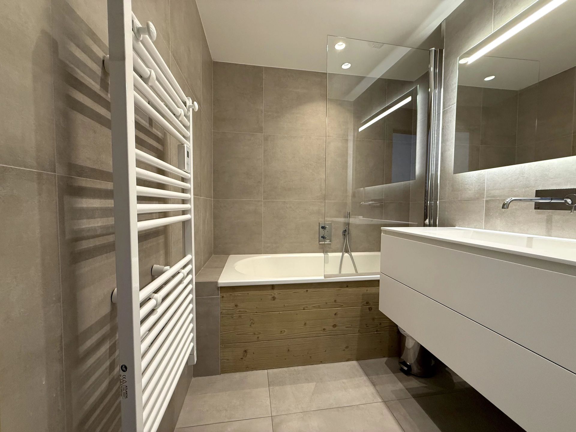 apartment 5 Rooms for sale on Méribel (73550)