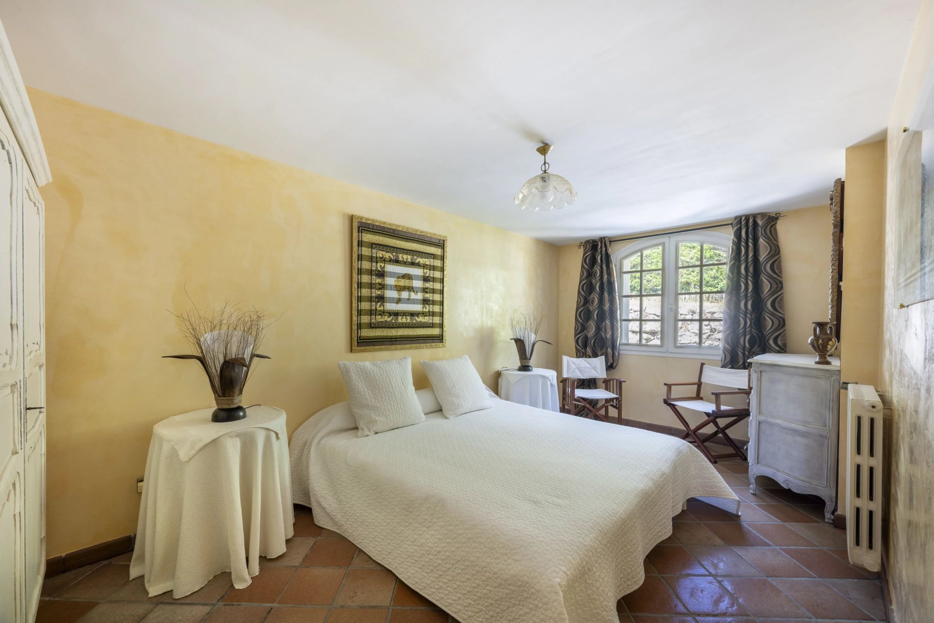 villa 6 Rooms for sale on Le Broc (06510)