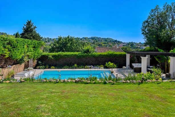 Sale Villa Grasse 5&nbsp;Rooms 127.85&nbsp;m²