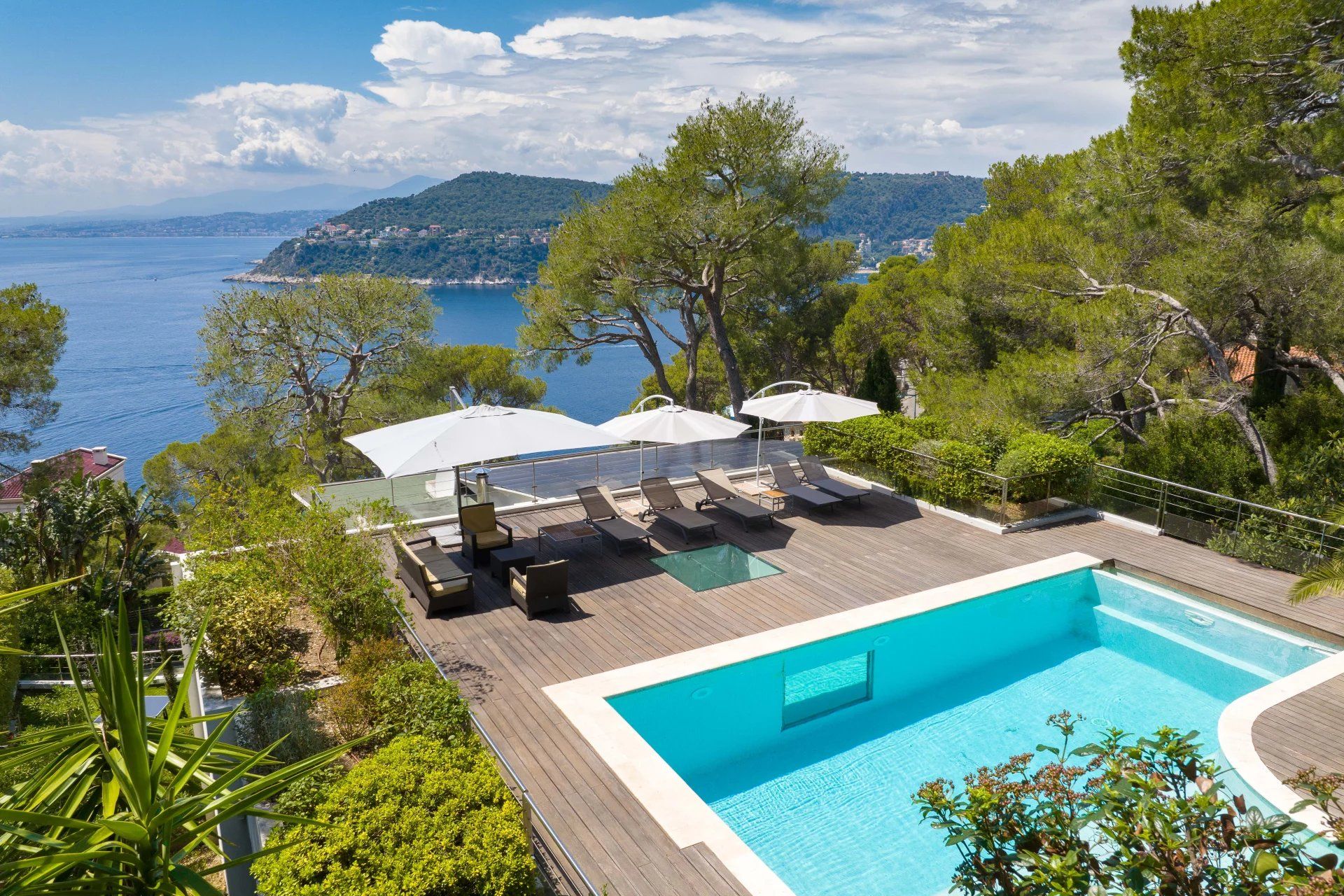 villa 6 Pièces en location saisonnière sur Saint-Jean-Cap-Ferrat (06230)