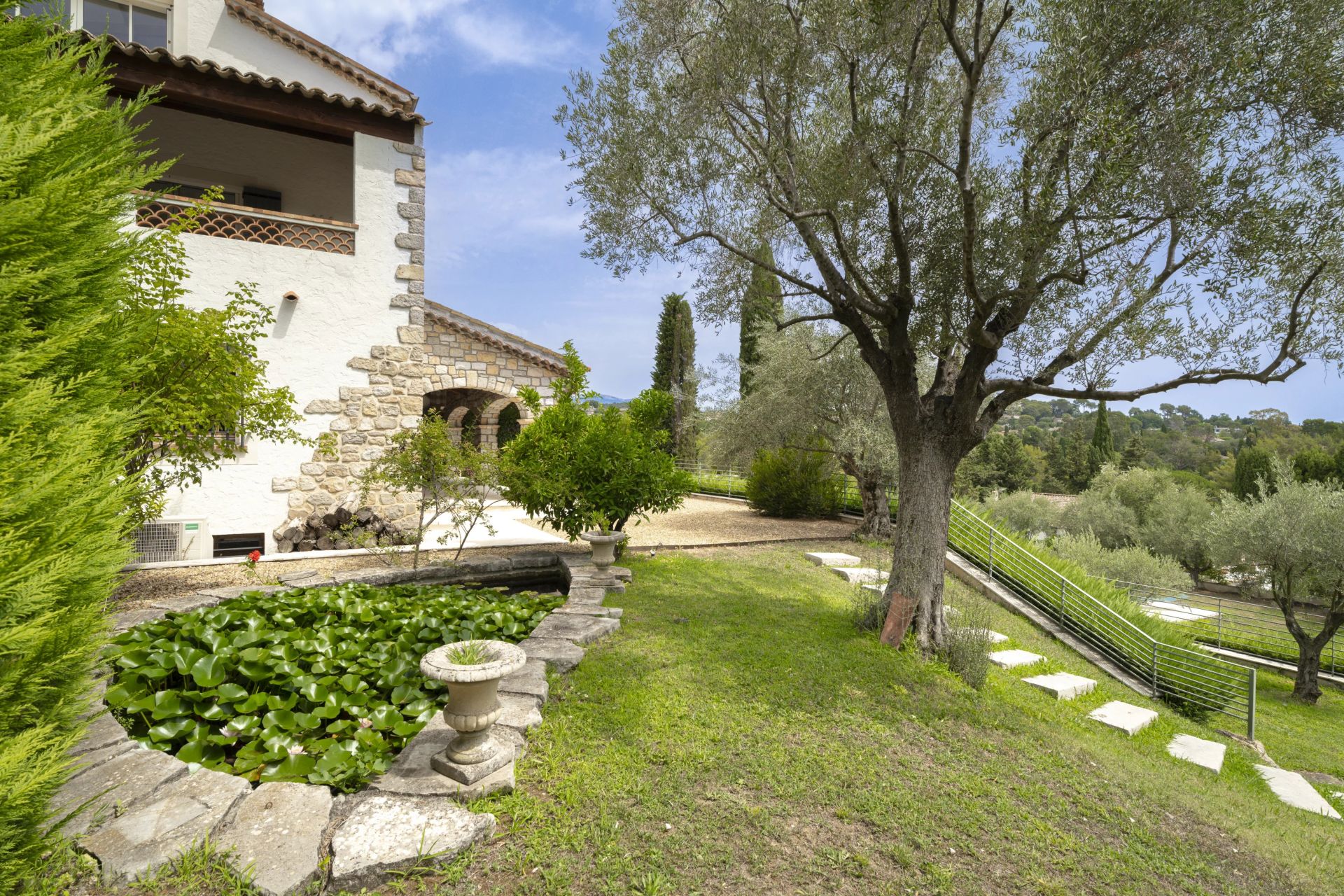 villa 10 Pièces en vente sur Mougins (06250)