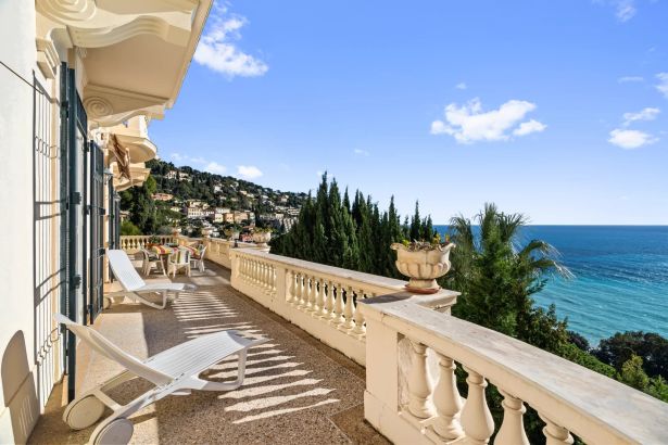 Vente Villa Roquebrune-Cap-Martin 12&nbsp;Pièces 320.3&nbsp;m²