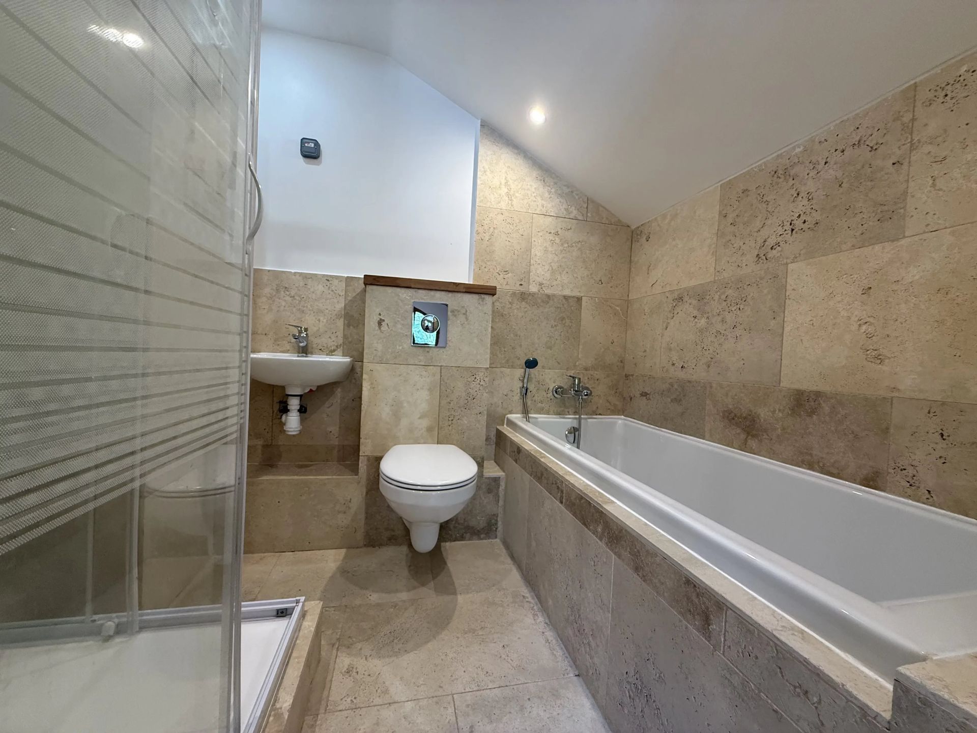 apartment 4 Rooms for sale on Méribel (73550)