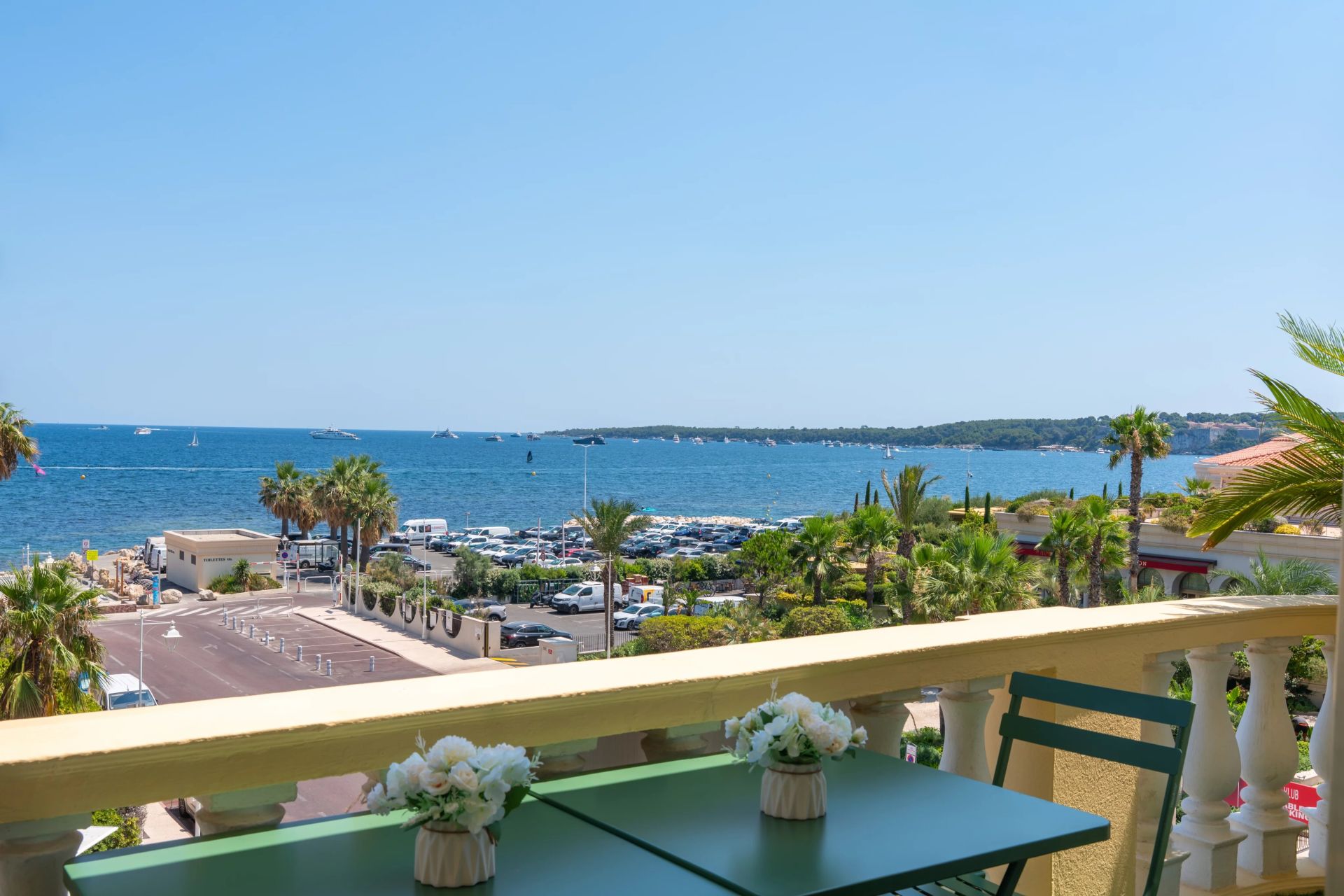 apartment 3 Rooms for sale on Cannes (06400)