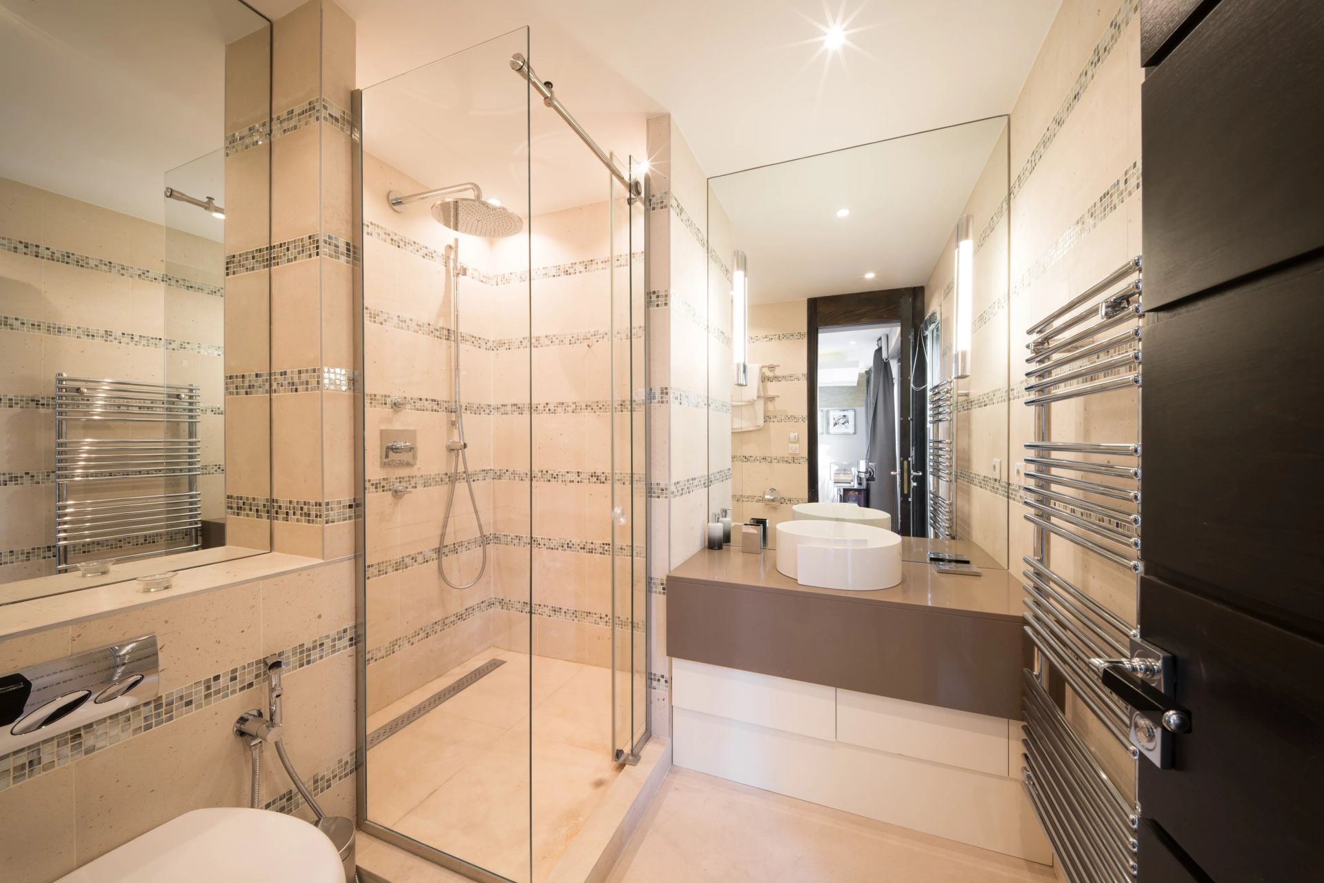apartment 3 Rooms for sale on Cannes (06400)