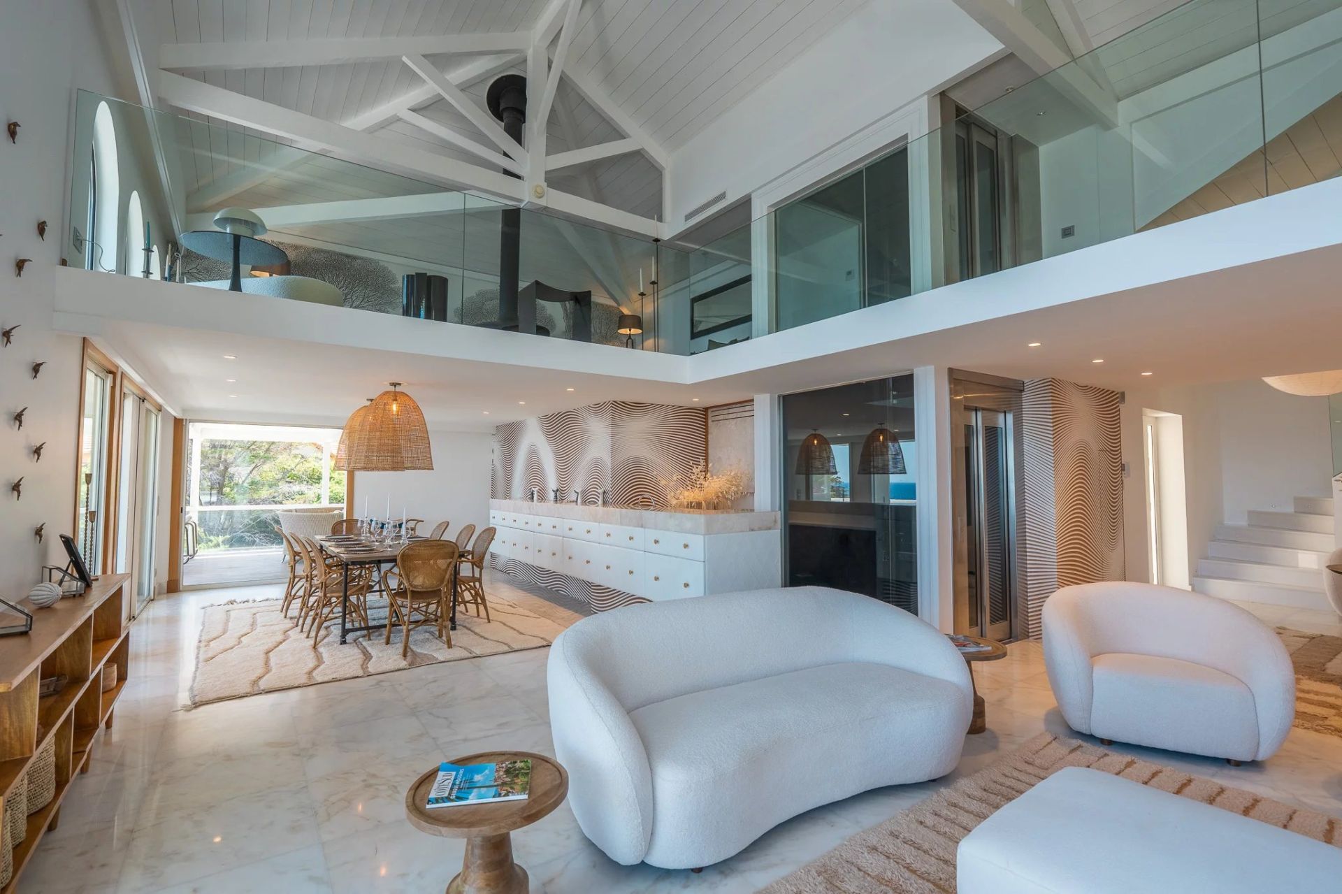 villa for sale on Saint-Raphaël (83530)