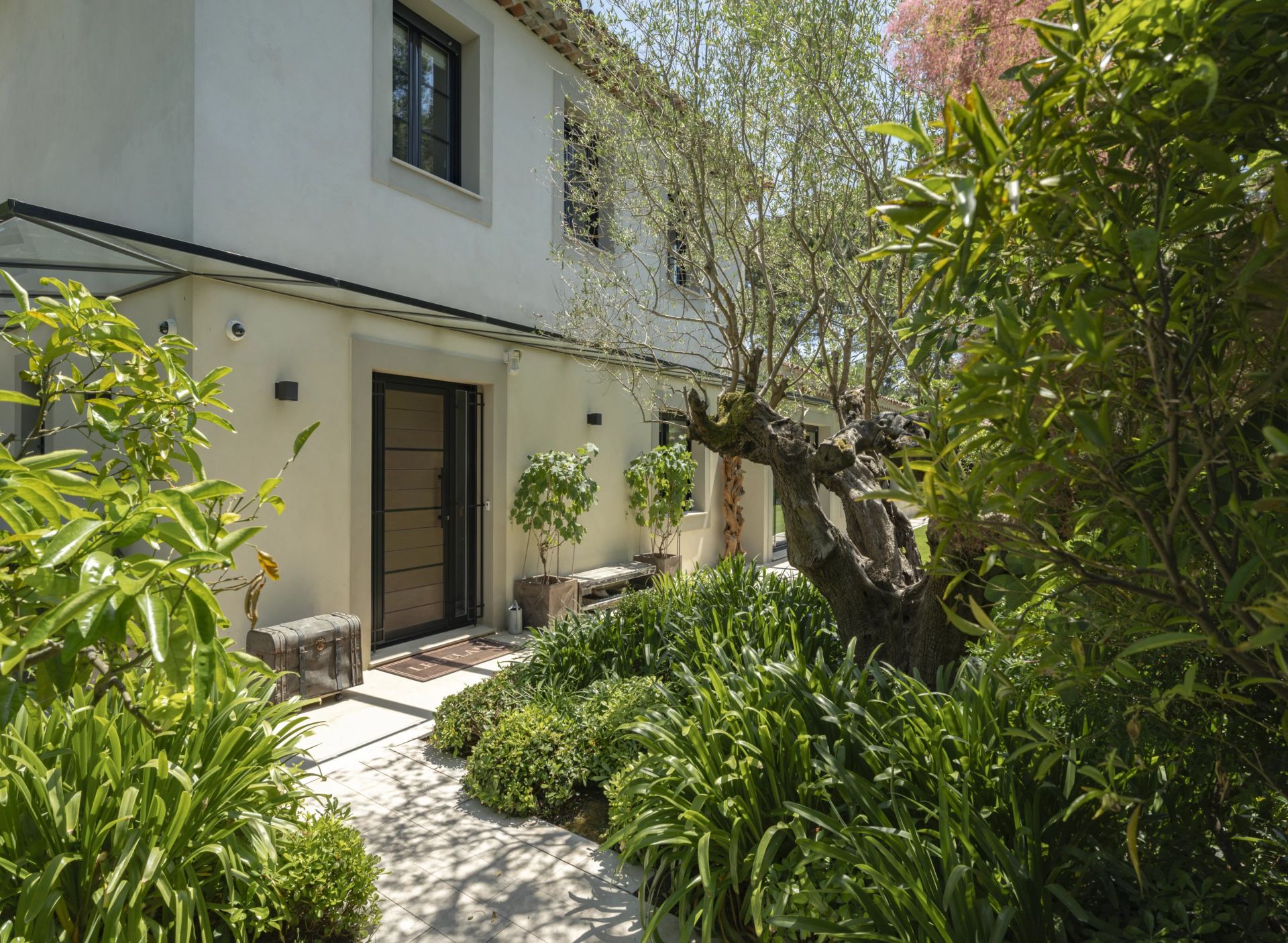 villa 8 Pièces en location sur Mougins (06250)