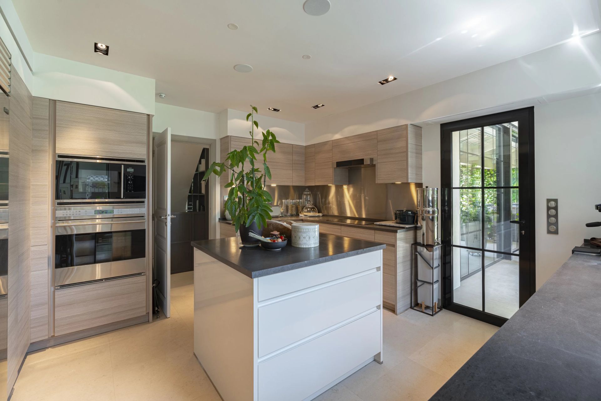 villa 8 Pièces en location sur Mougins (06250)