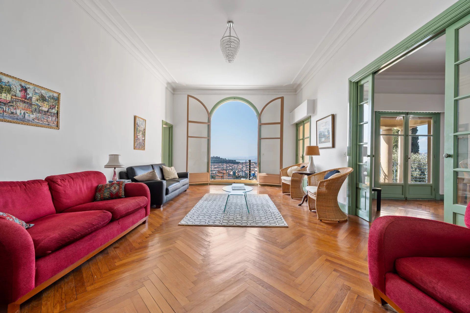 villa 9 Rooms for sale on Nice (06300)