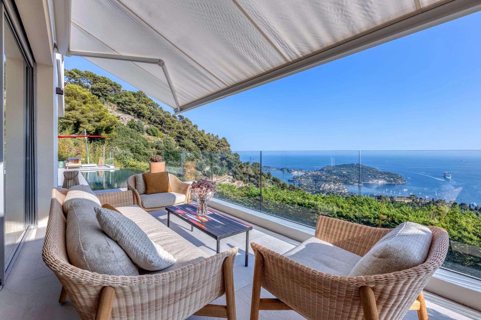 villa 10 Pièces en location saisonnière sur Villefranche-sur-Mer (06230)