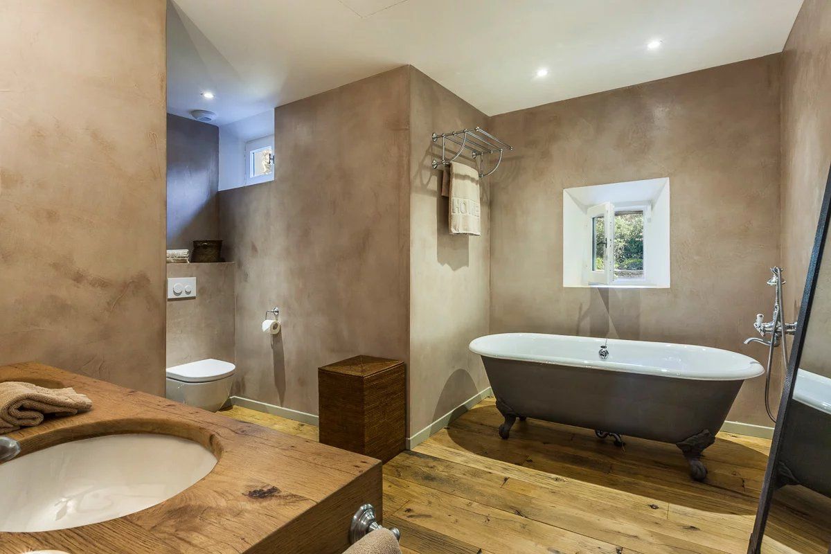 villa 4 Pièces en location saisonnière sur Gassin (83580)
