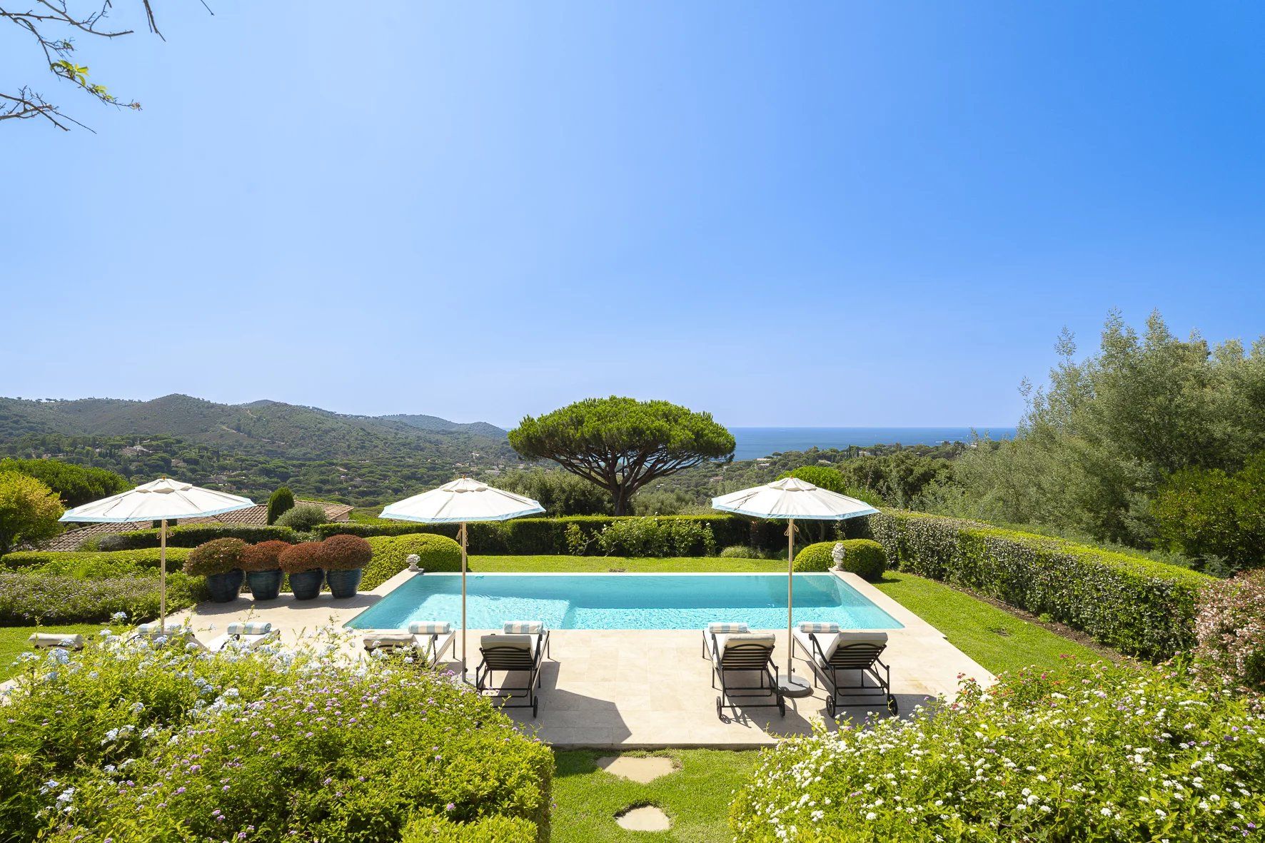 villa 5 Pièces en location saisonnière sur La Croix-Valmer (83420)