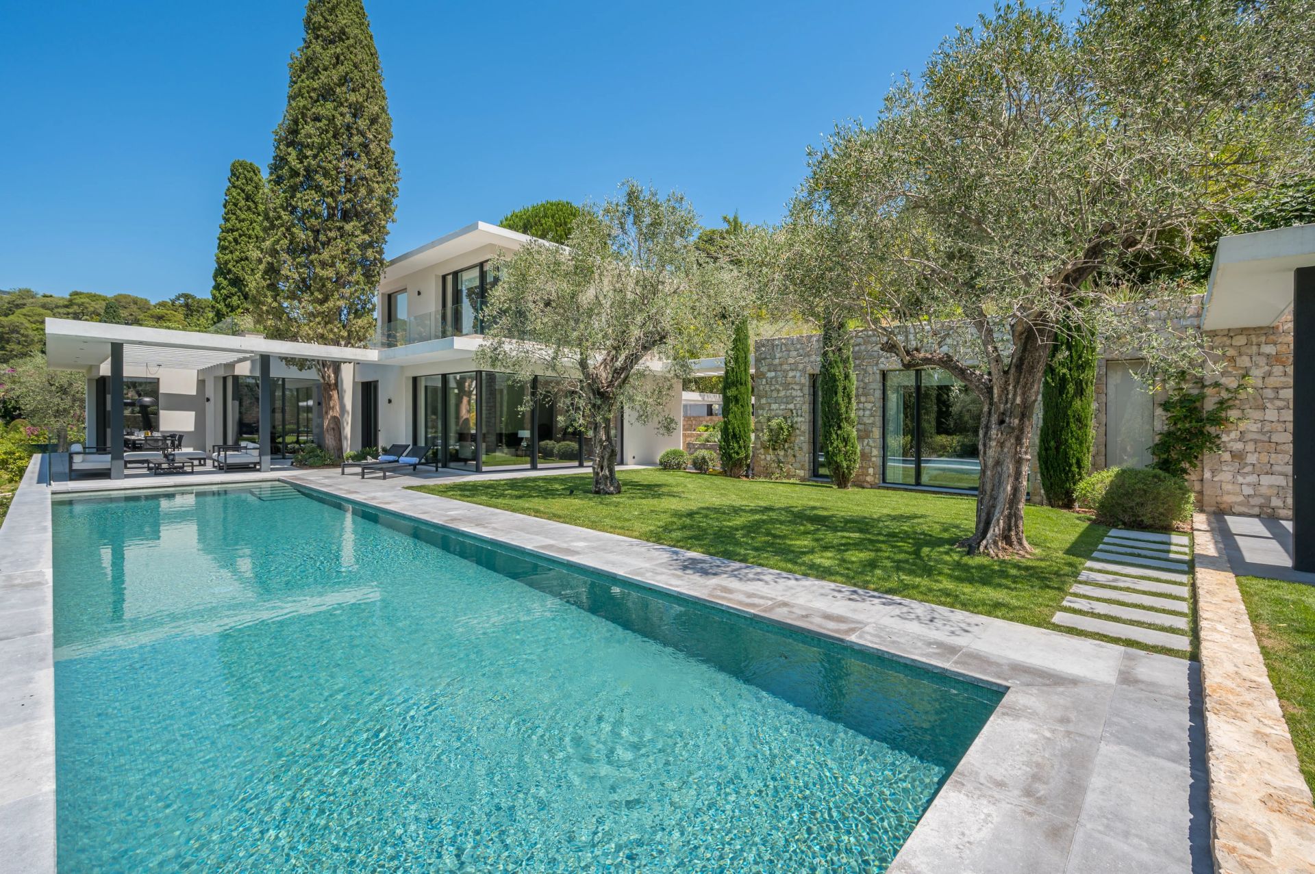 villa 7 Pièces en location saisonnière sur Saint-Jean-Cap-Ferrat (06230)
