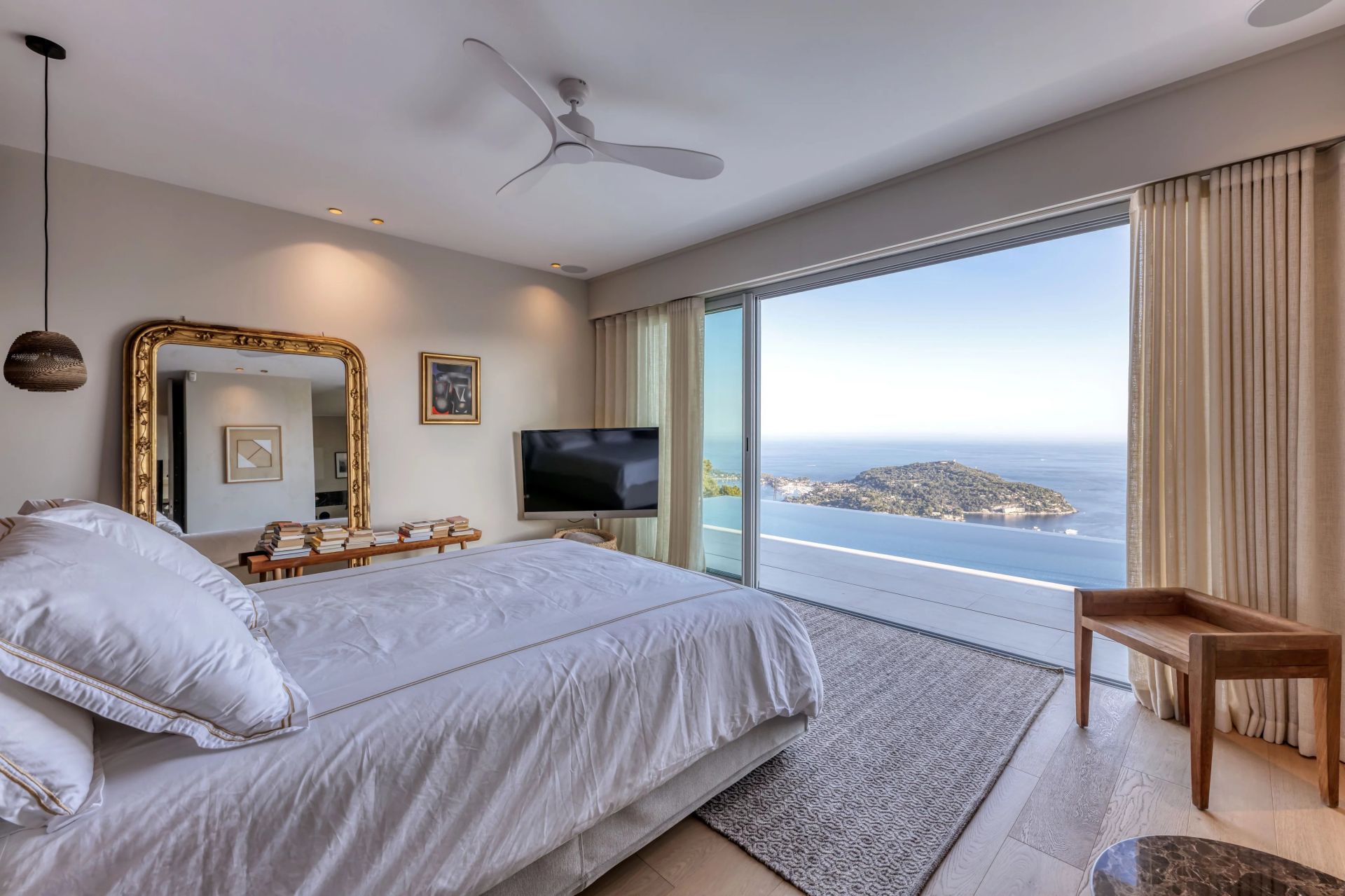 villa 10 Rooms for seasonal rent on Villefranche-sur-Mer (06230)