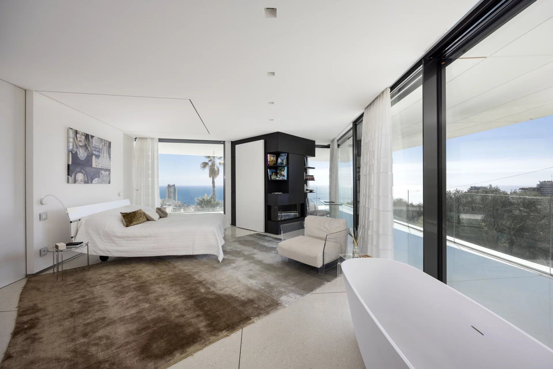 villa 7 Rooms for seasonal rent on Beausoleil (06240)