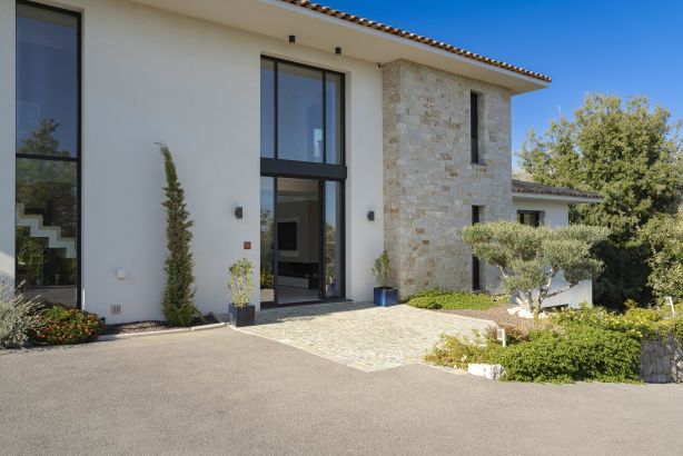 Vente Villa Roquefort-les-Pins 7&nbsp;Pièces 237.12&nbsp;m²