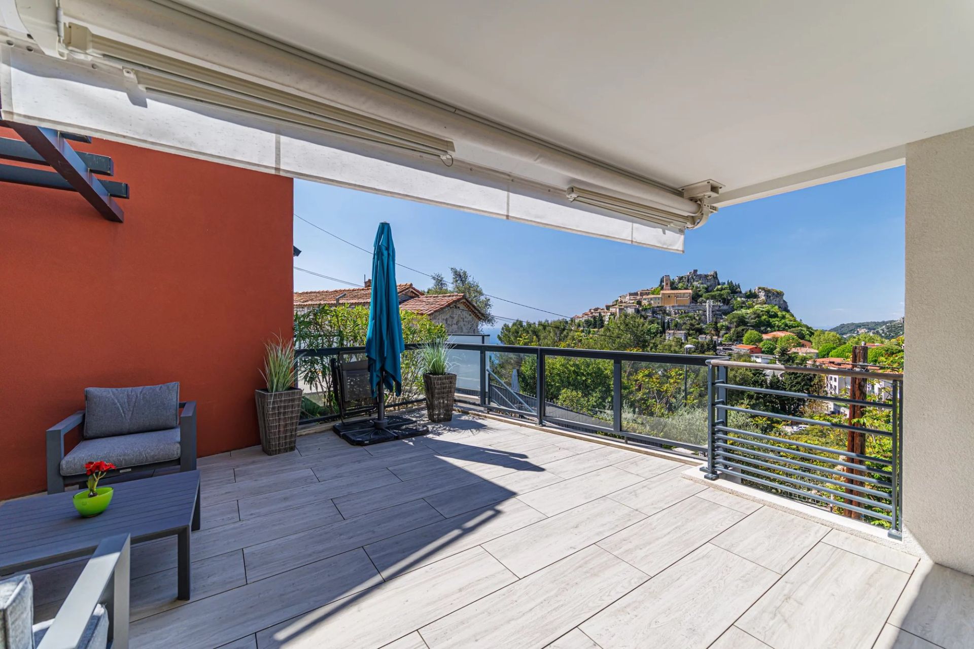 apartment 3 Rooms for sale on Èze (06360)