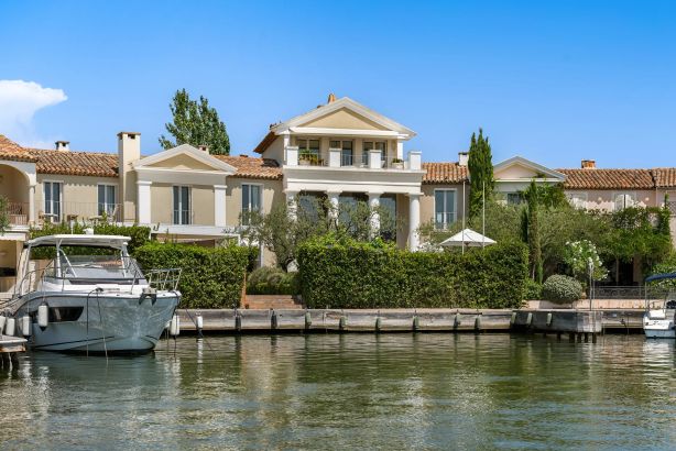 Sale Villa Grimaud 7&nbsp;Rooms 538&nbsp;m²