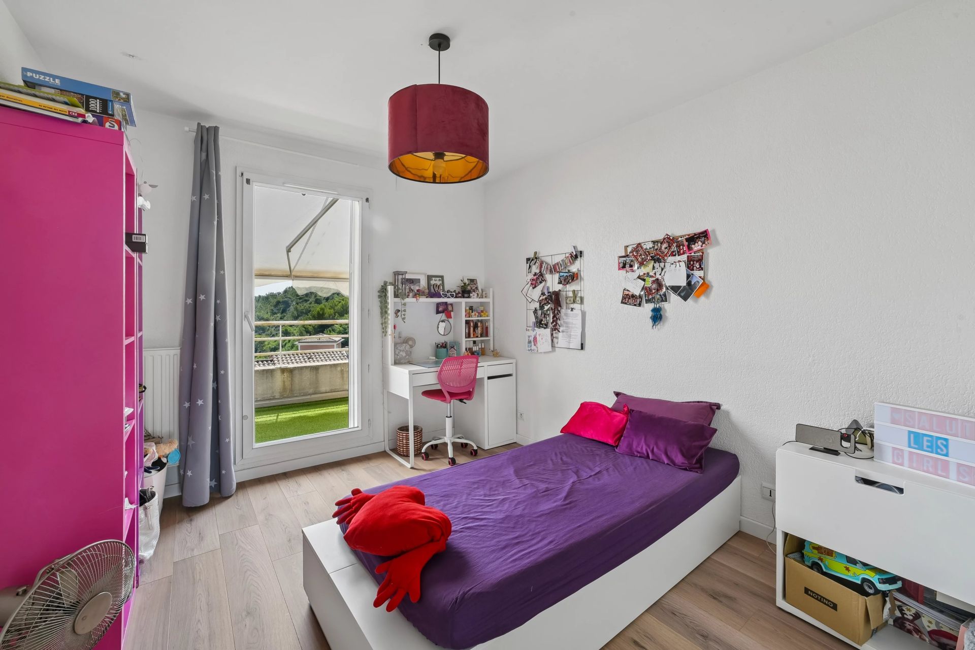 apartment 4 Rooms for sale on Èze (06360)