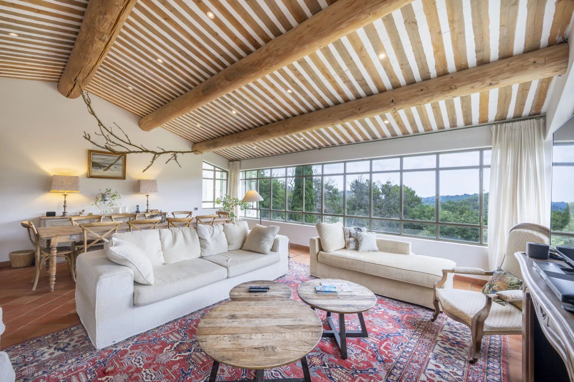 villa 8 Rooms for sale on Valbonne (06560)