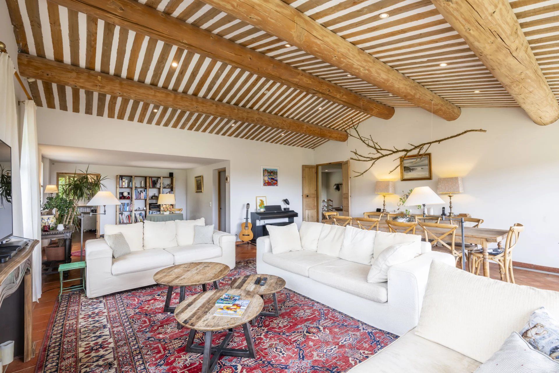 villa 8 Rooms for sale on Valbonne (06560)