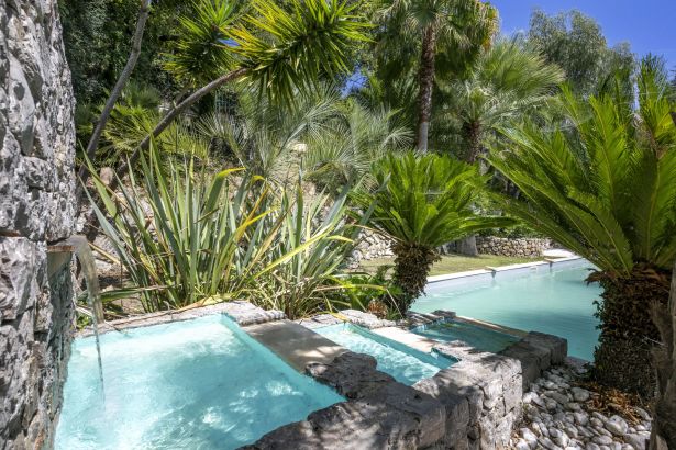 Sale Villa Grasse 10&nbsp;Rooms 287.86&nbsp;m²