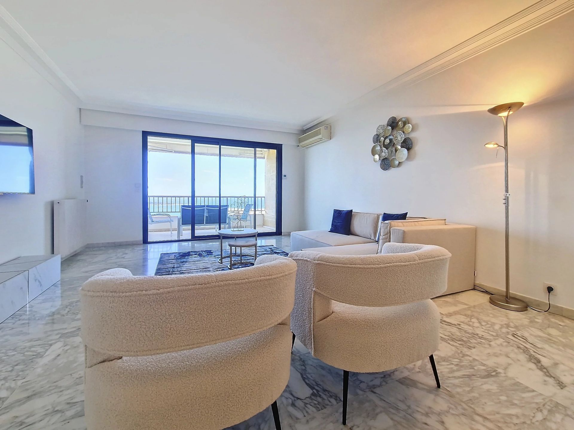 apartment 3 Rooms for rent on Cannes (06400)