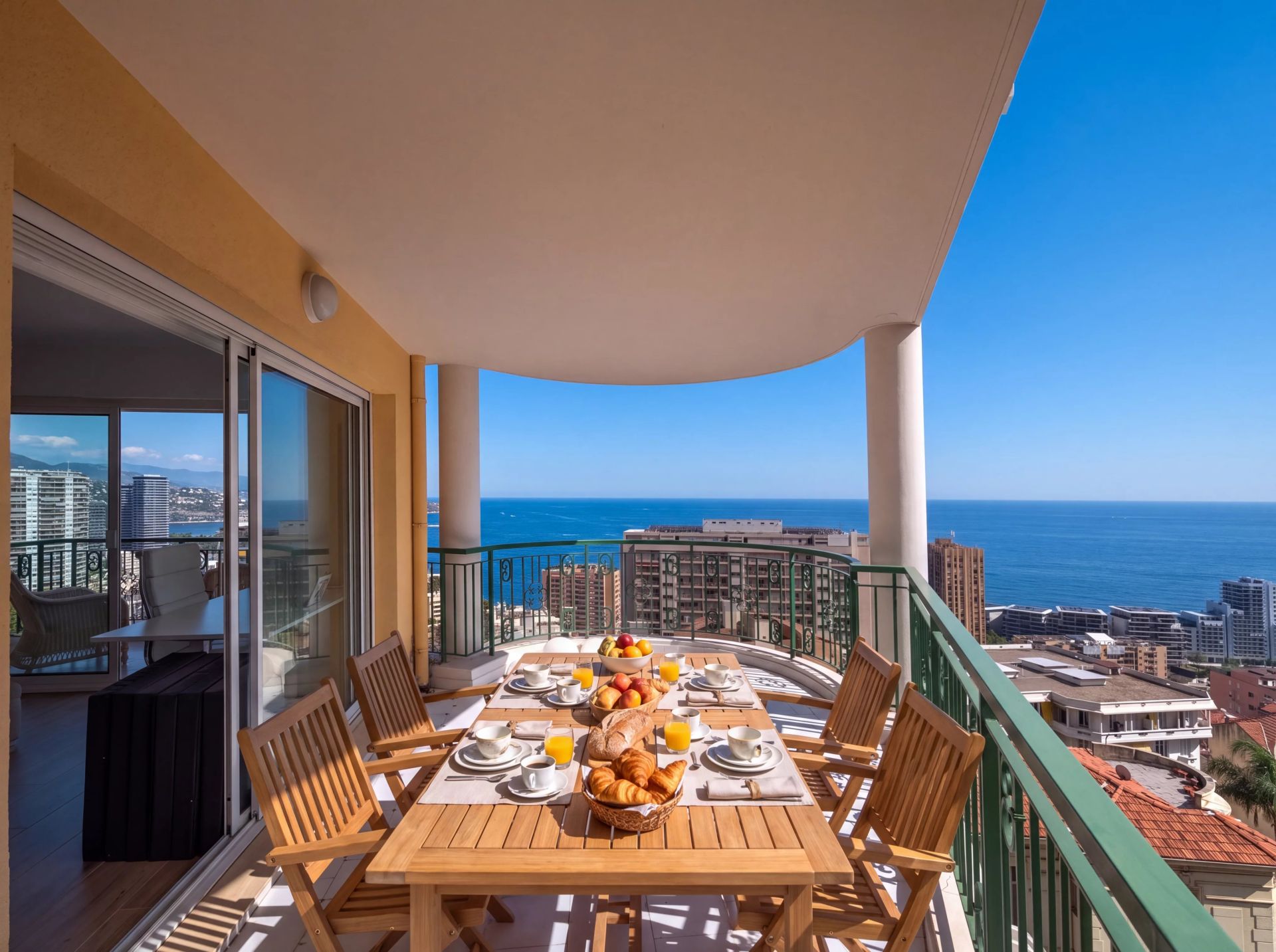 apartment 3 Rooms for sale on Beausoleil (06240)