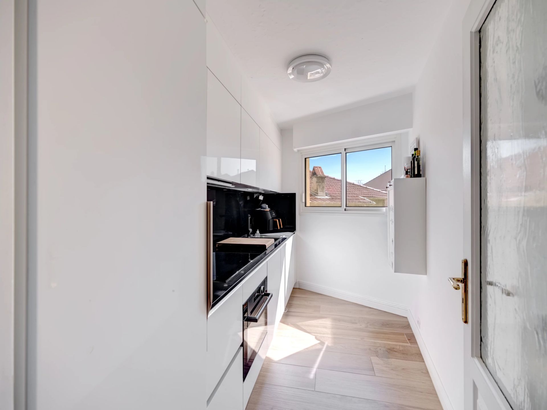 apartment 3 Rooms for sale on Beausoleil (06240)