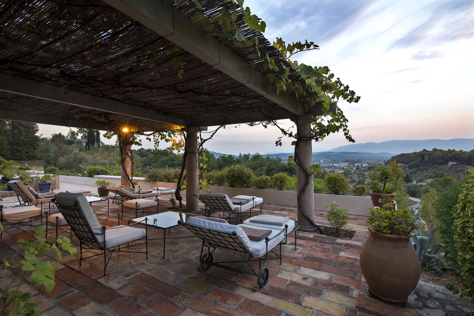 villa 15 Pièces en vente sur Grasse (06130)