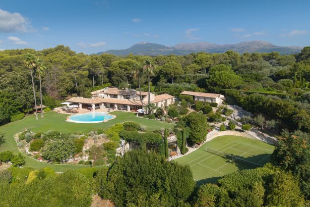 Vente Villa La Colle-sur-Loup 18&nbsp;Pièces 800&nbsp;m²