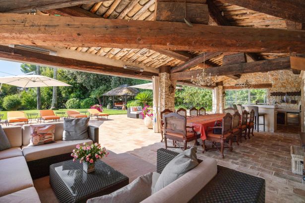 Vente Villa La Colle-sur-Loup 18&nbsp;Pièces 800&nbsp;m²