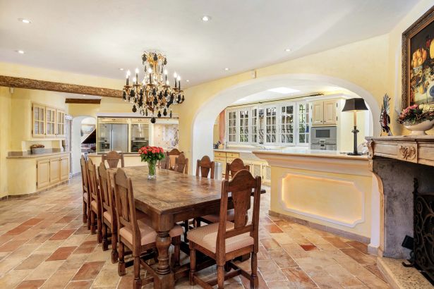 Vente Villa La Colle-sur-Loup 18&nbsp;Pièces 800&nbsp;m²