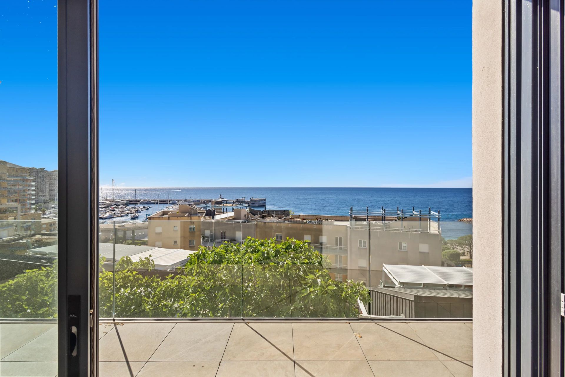Sale Apartment Cap-d'Ail 4&nbsp;Rooms 161&nbsp;m²