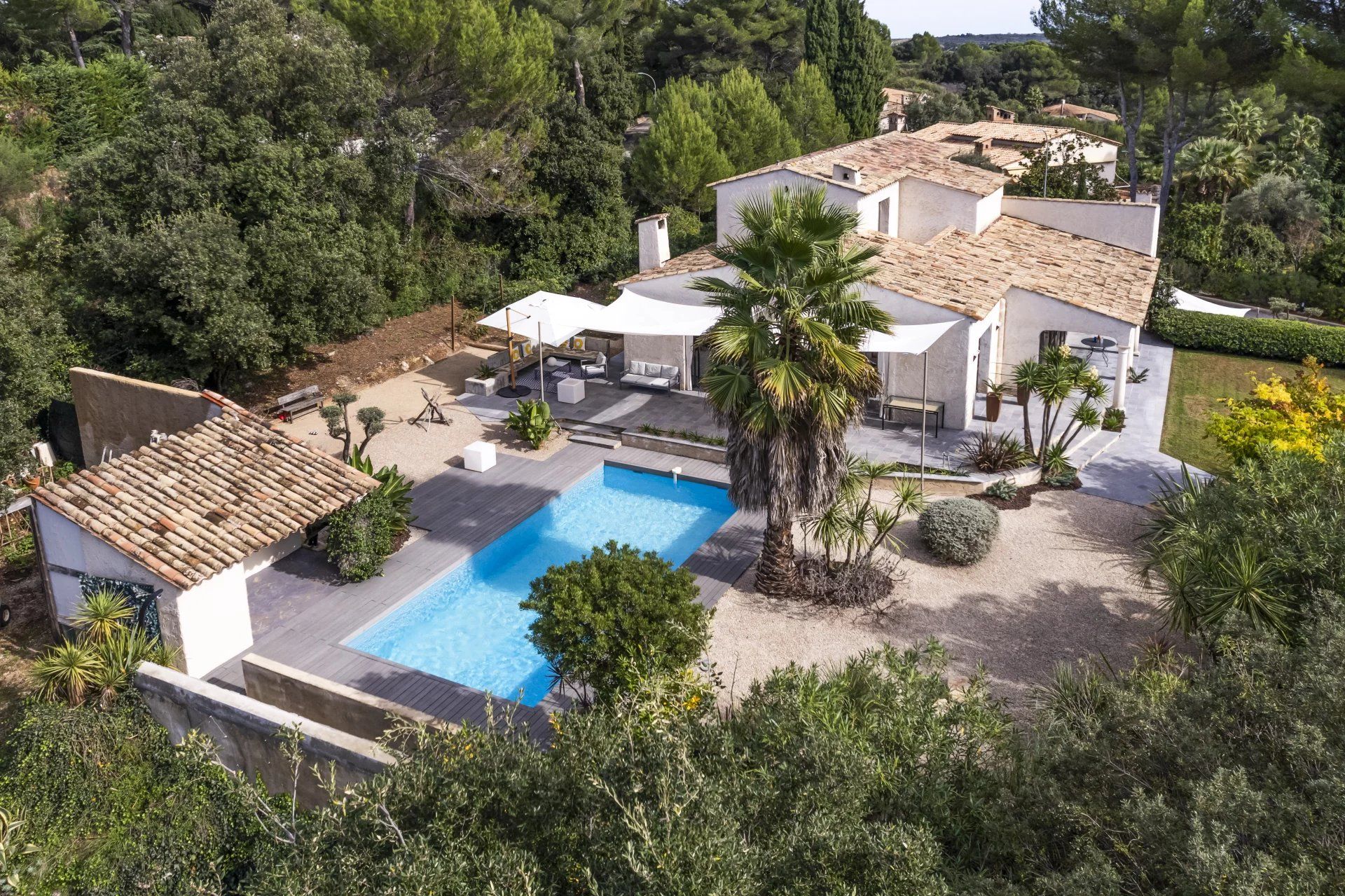 Vente Villa Biot 8&nbsp;Pièces 376&nbsp;m²